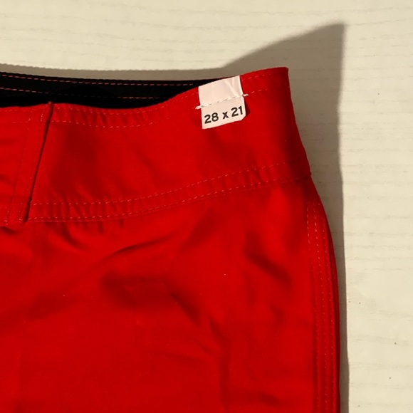 Quicksilver Red Swim Shorts 28 x 21 - Picture 5 of 5